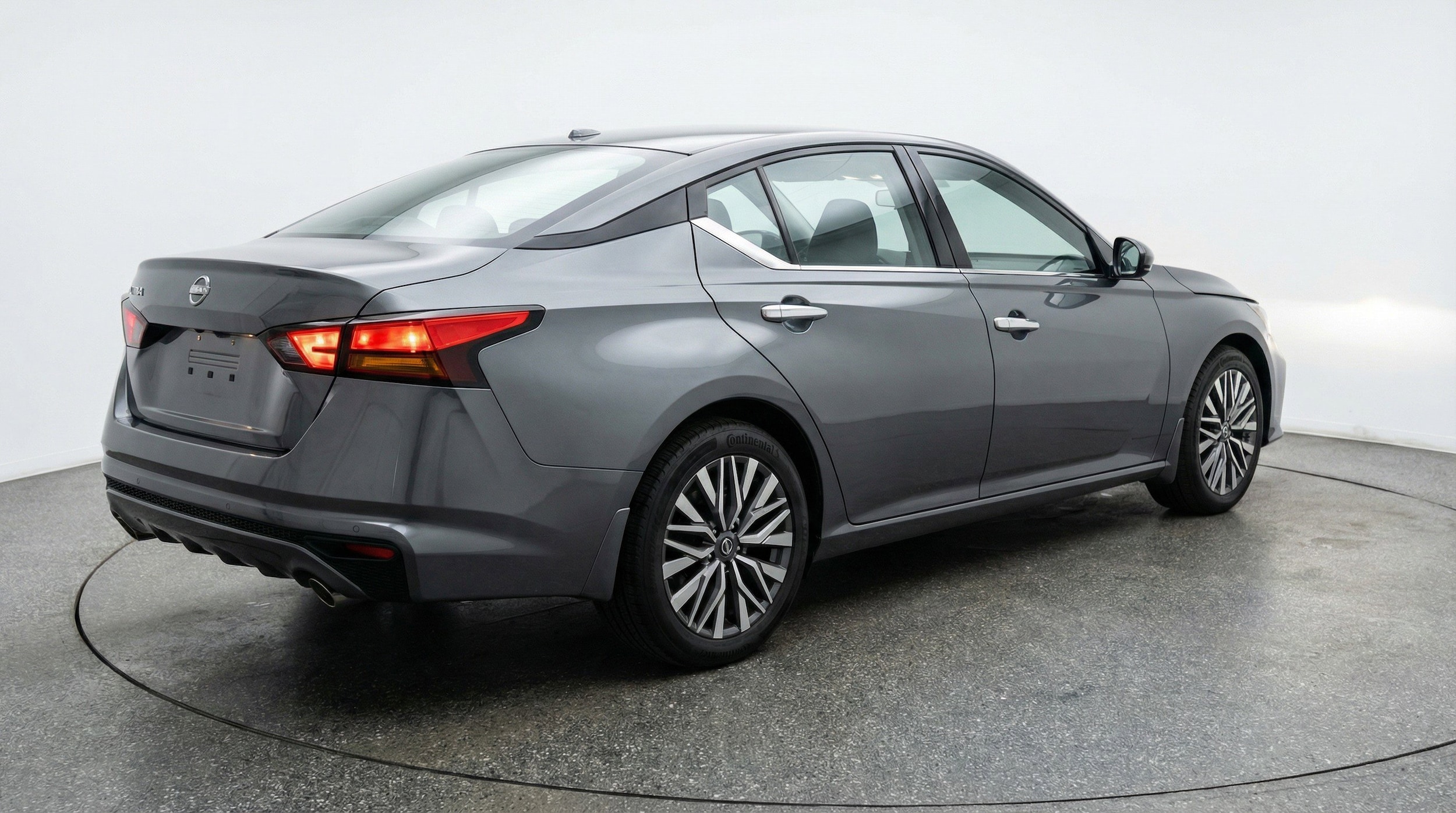 Thumbnail: 2025 Nissan Altima - 9