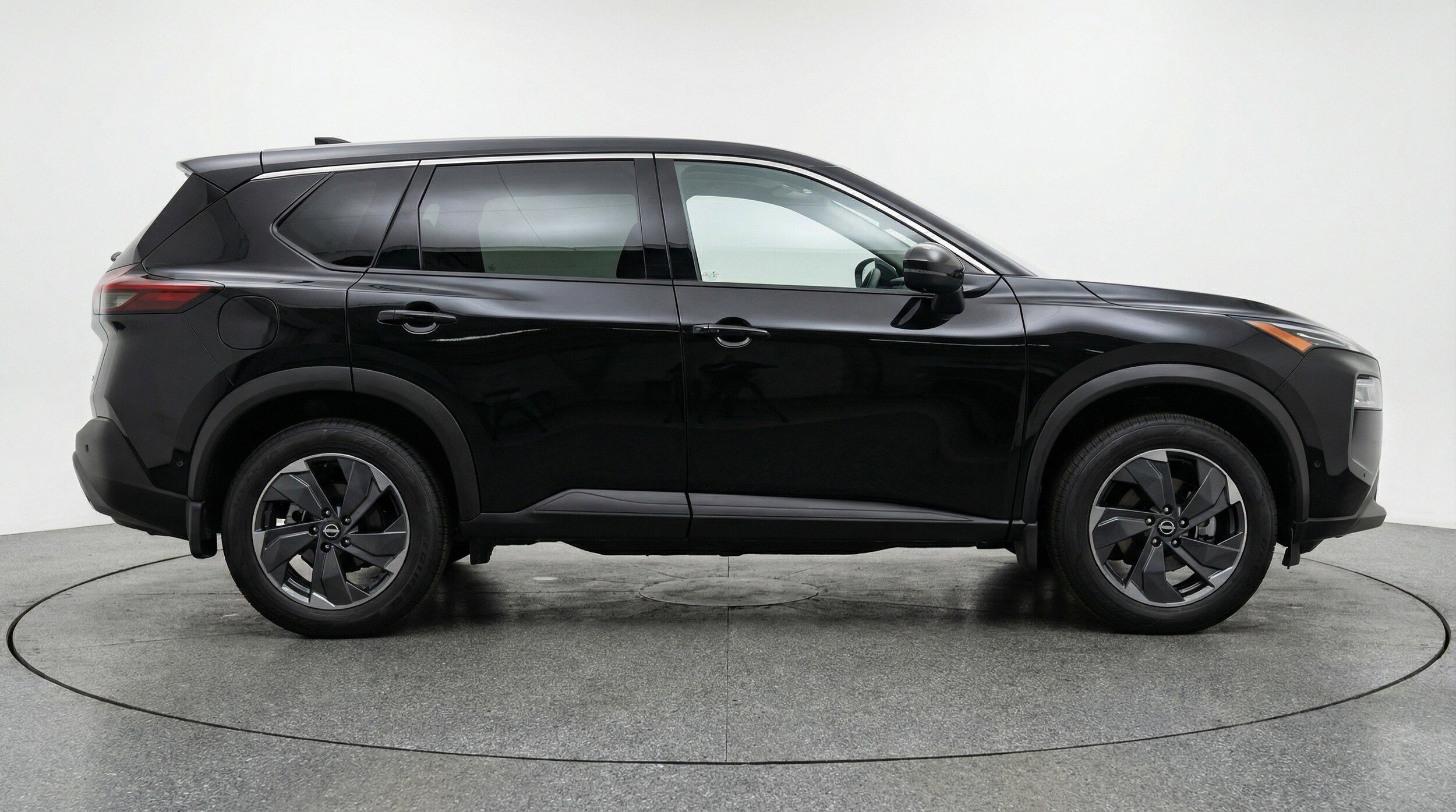 Thumbnail: 2025 Nissan Rogue - 11