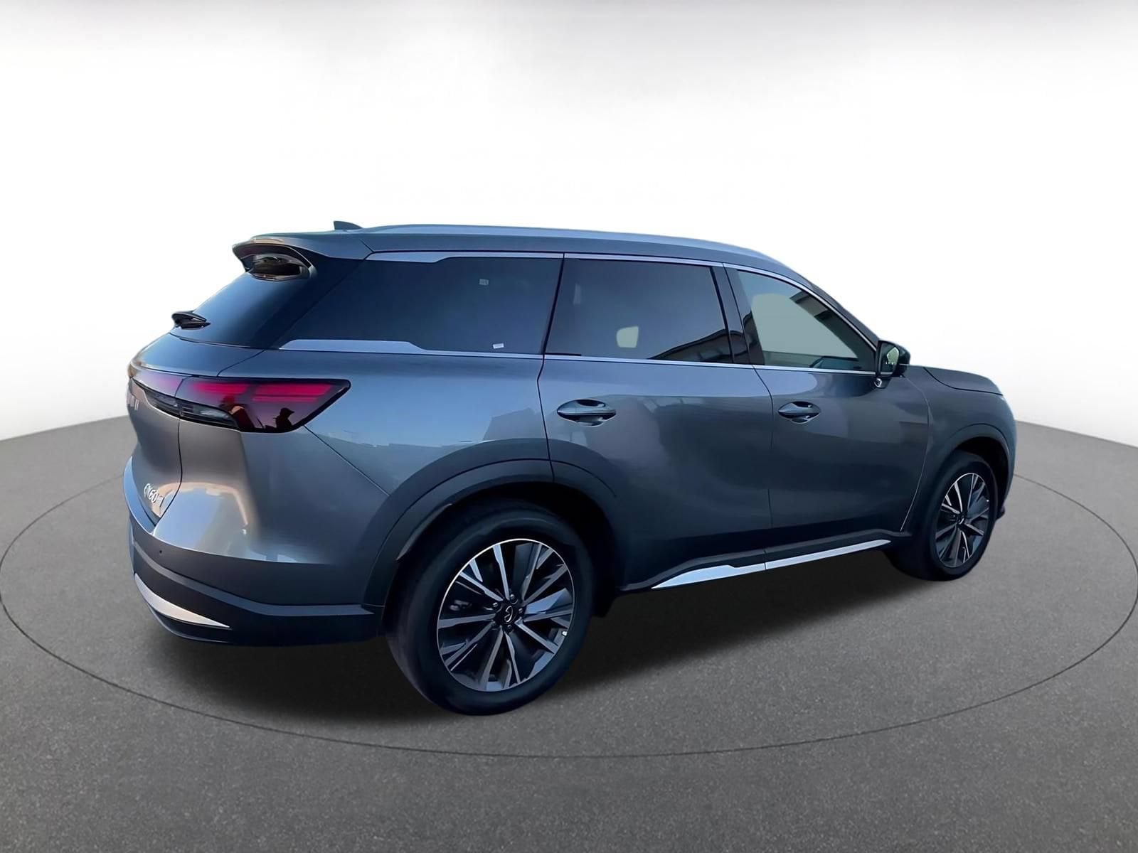 Thumbnail: 2026 INFINITI QX60 - 11