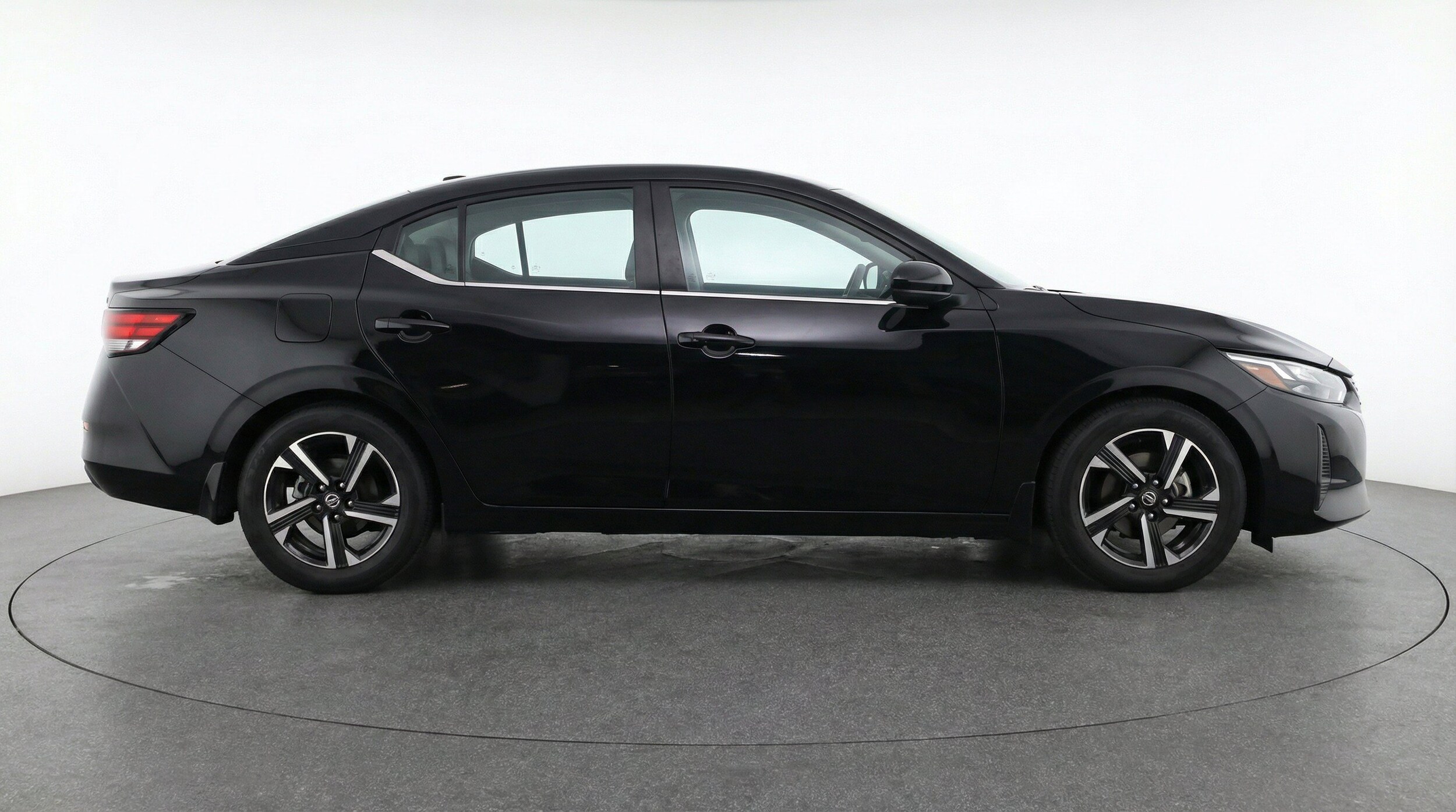 Thumbnail: 2025 Nissan Sentra - 11