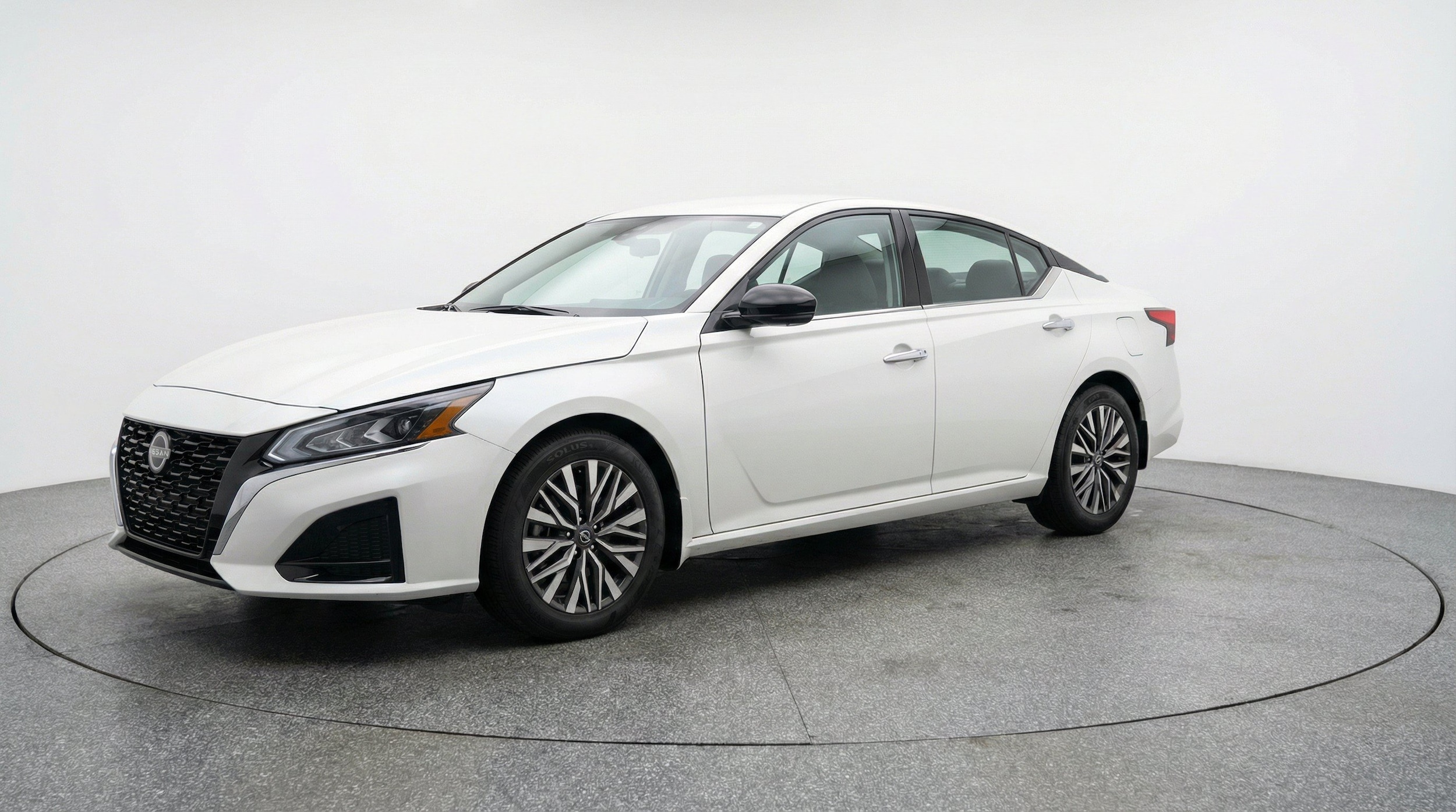 Thumbnail: 2025 Nissan Altima - 3