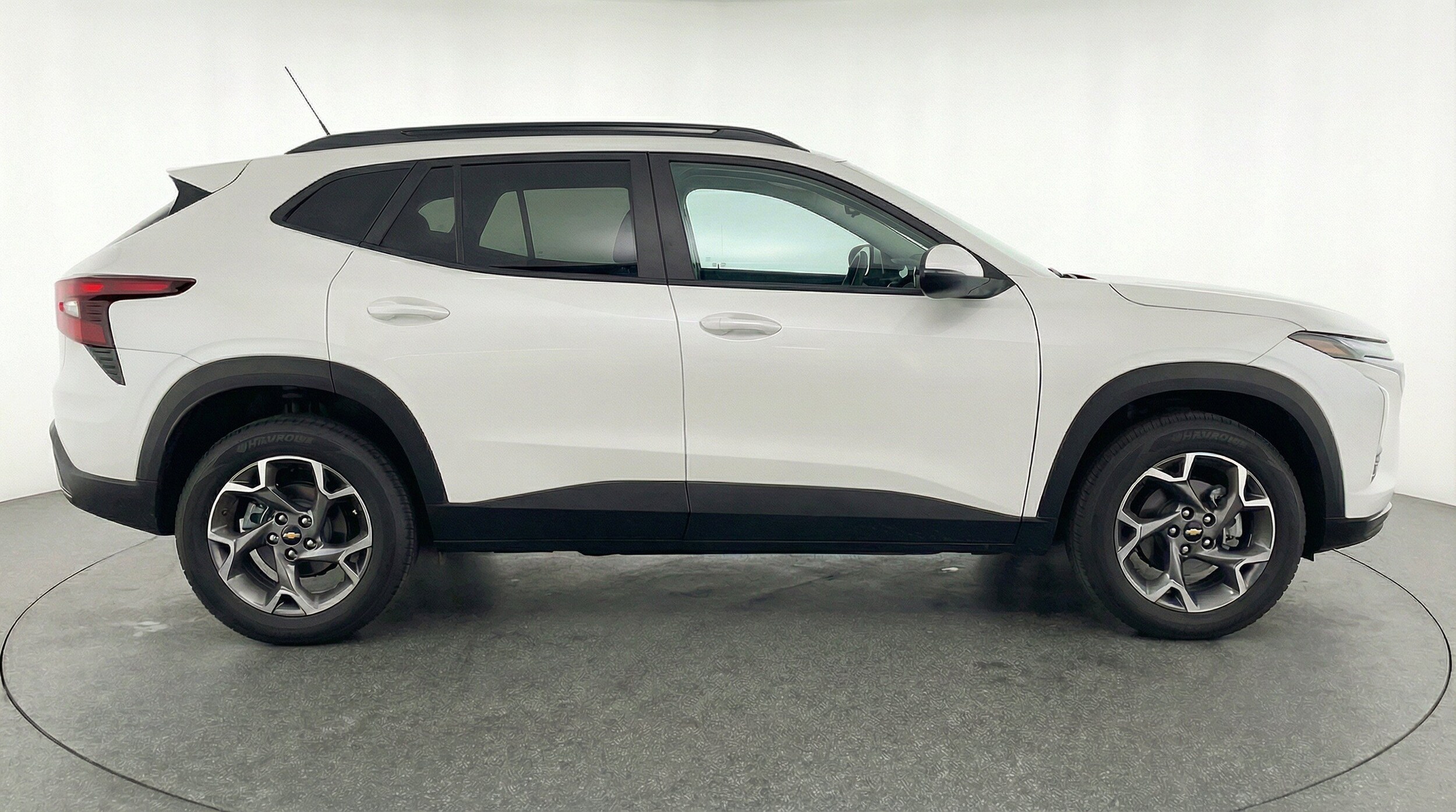Thumbnail: 2025 Chevrolet Trax - 11