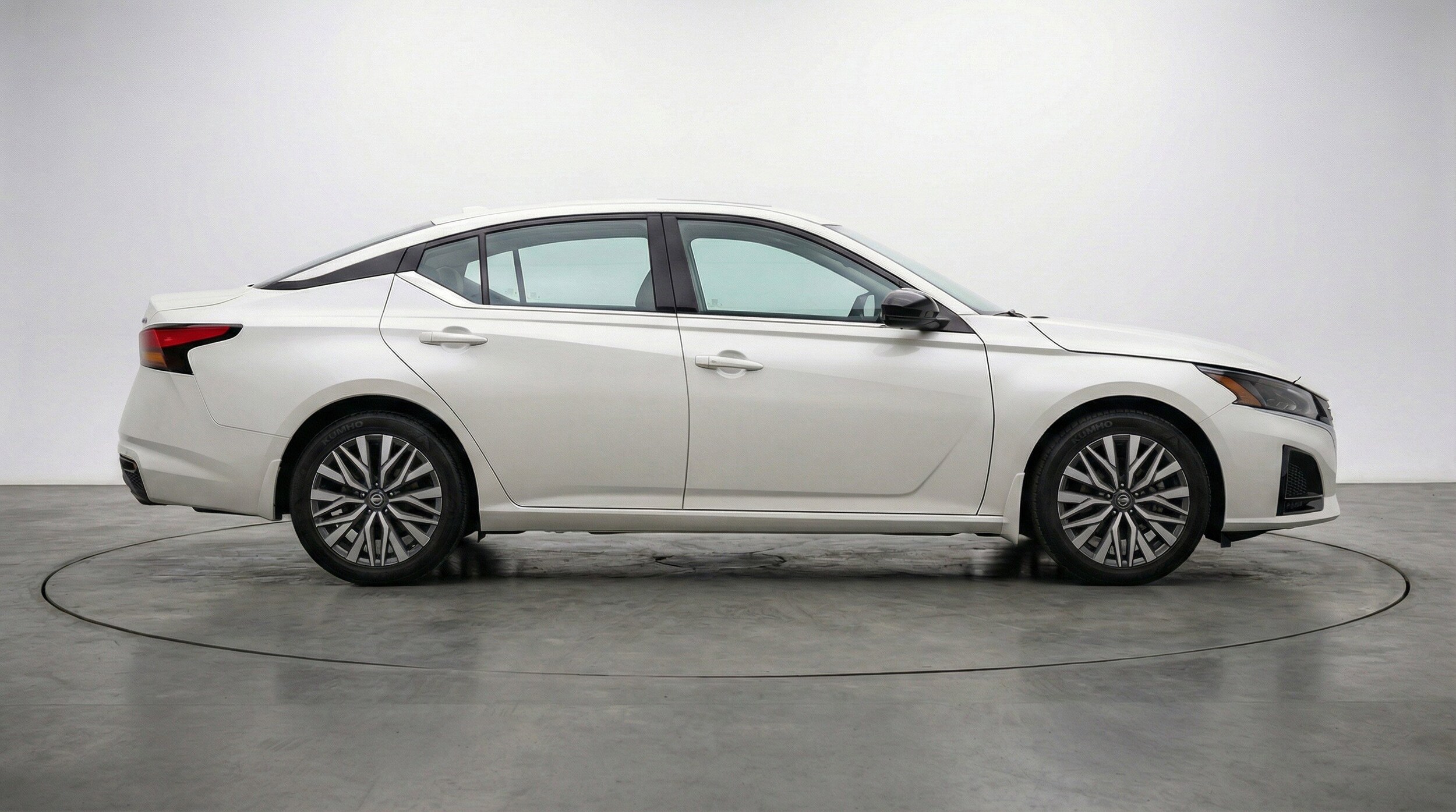 Thumbnail: 2025 Nissan Altima - 11