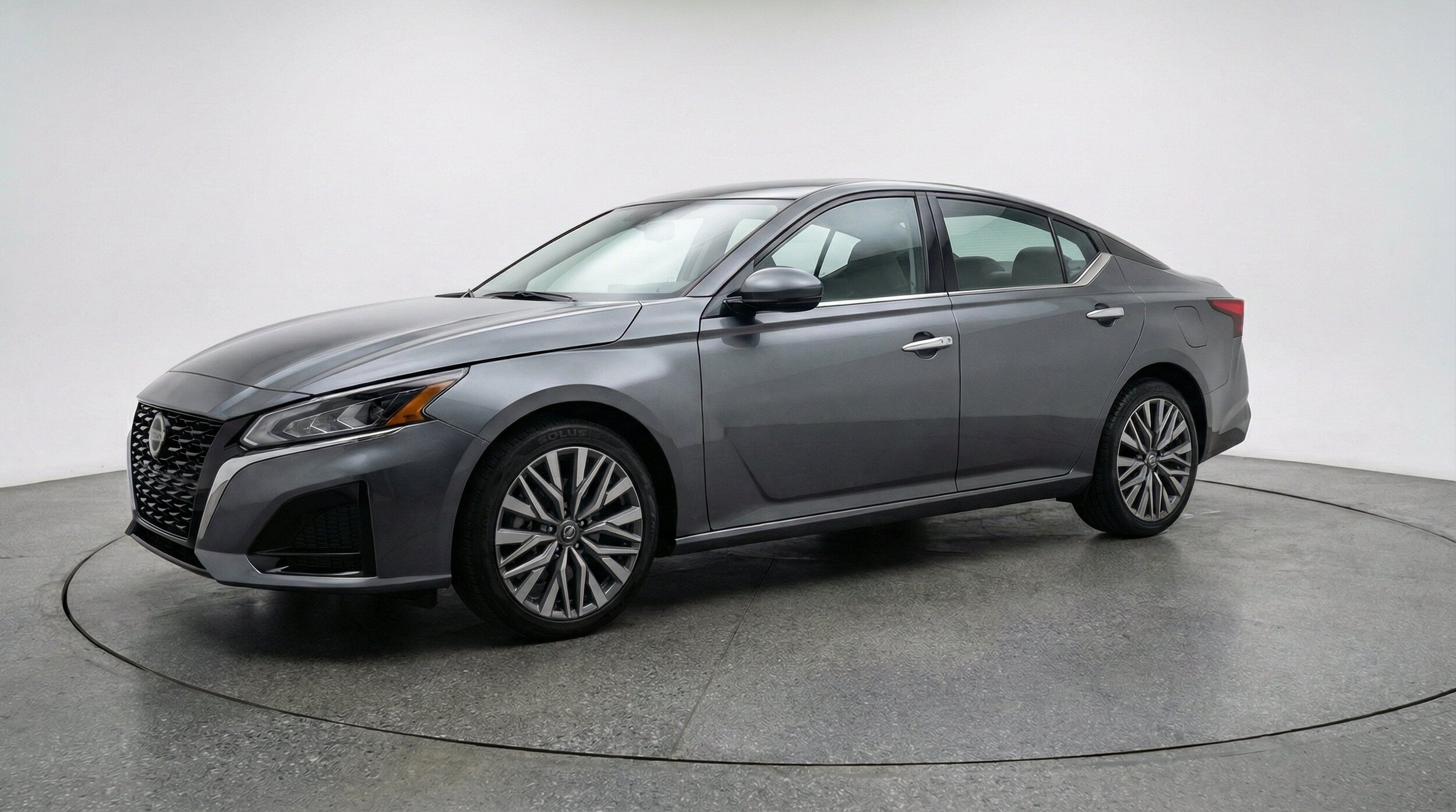 Thumbnail: 2025 Nissan Altima - 3