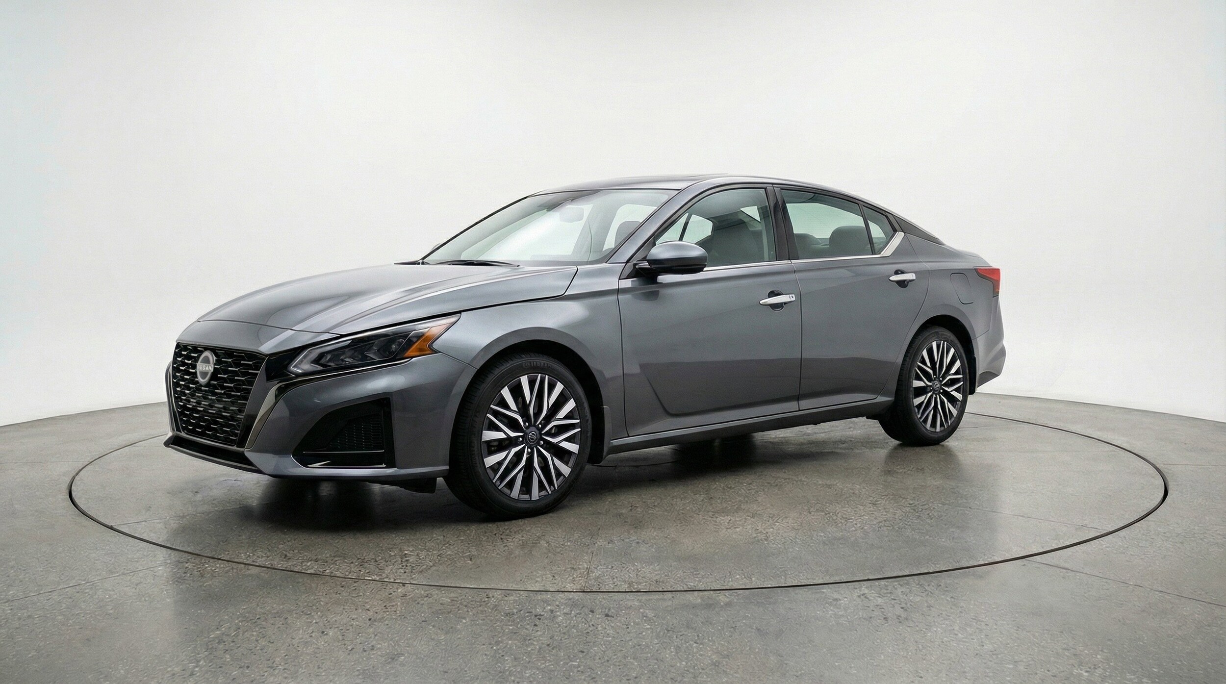 Thumbnail: 2025 Nissan Altima - 3