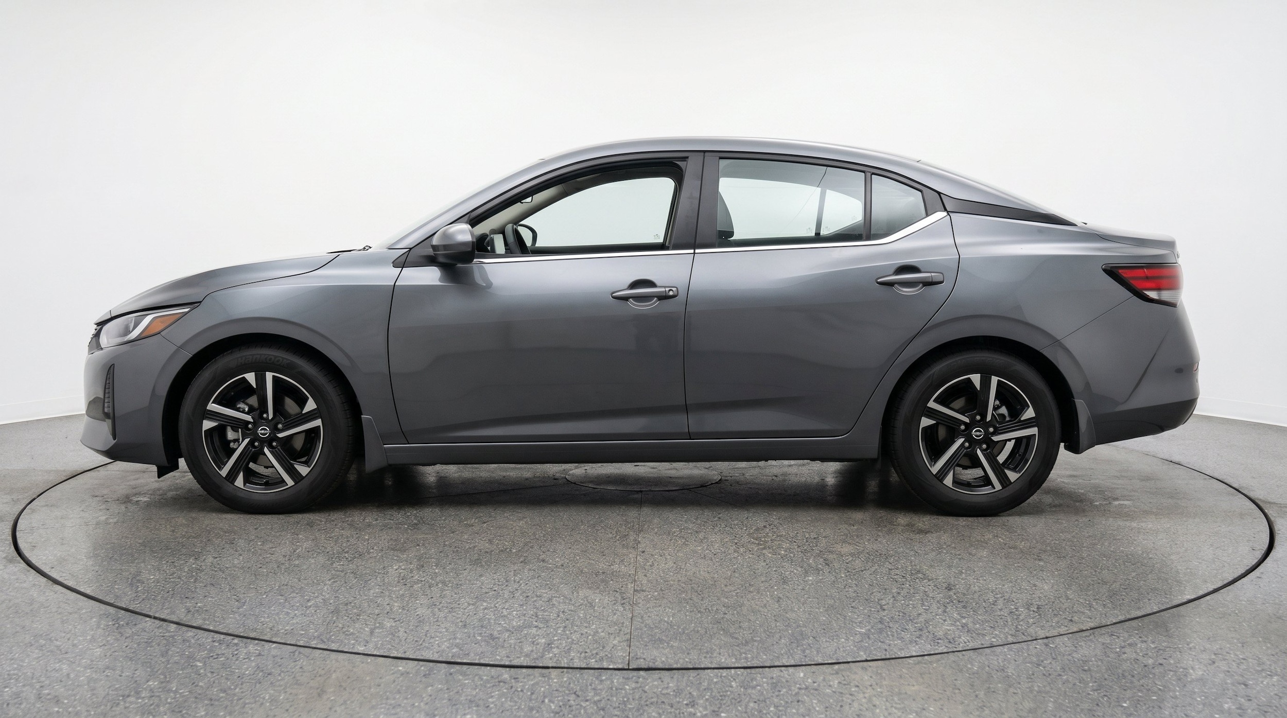 Thumbnail: 2025 Nissan Sentra - 5