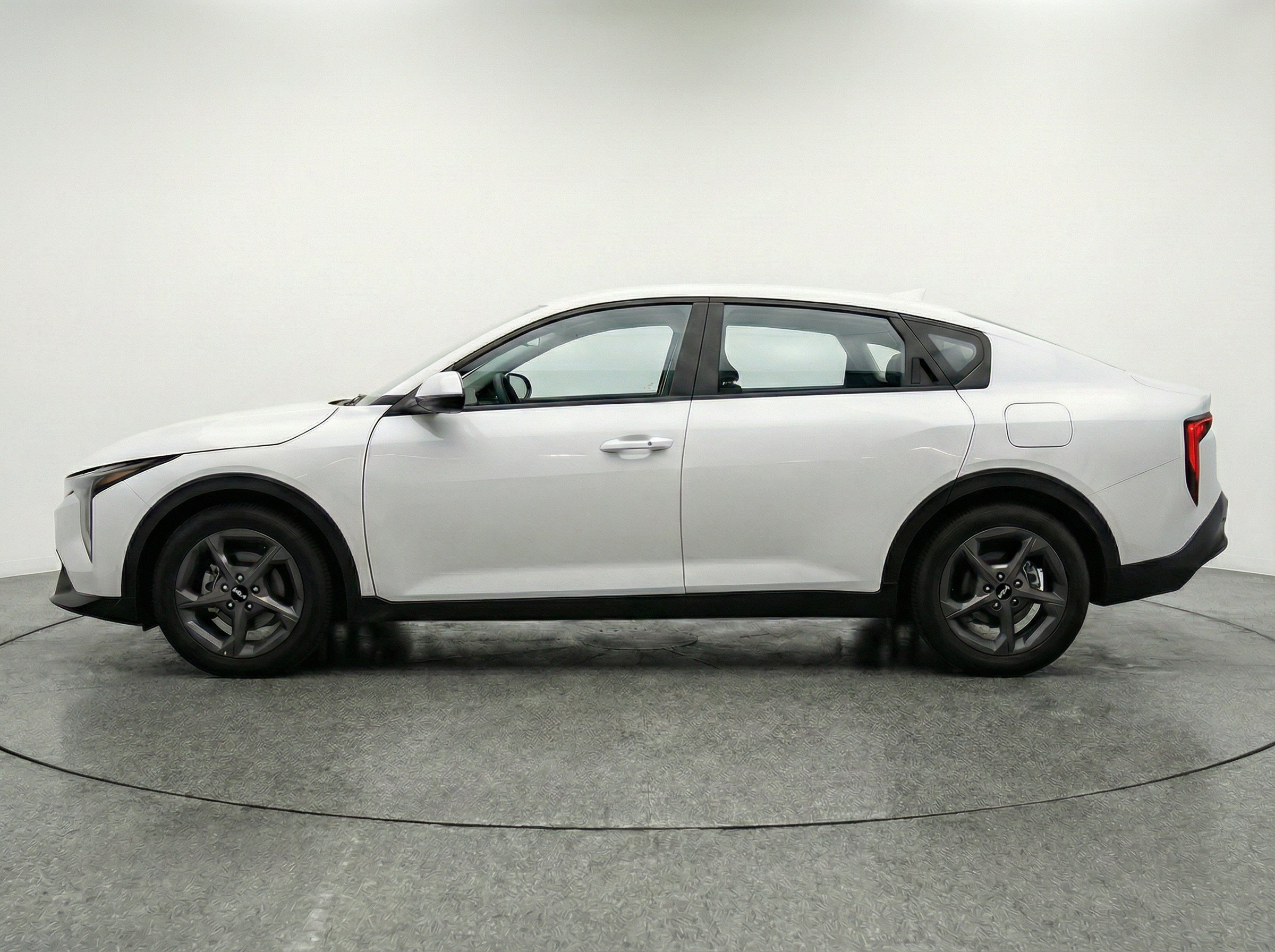 Thumbnail: 2025 Kia K4 - 5