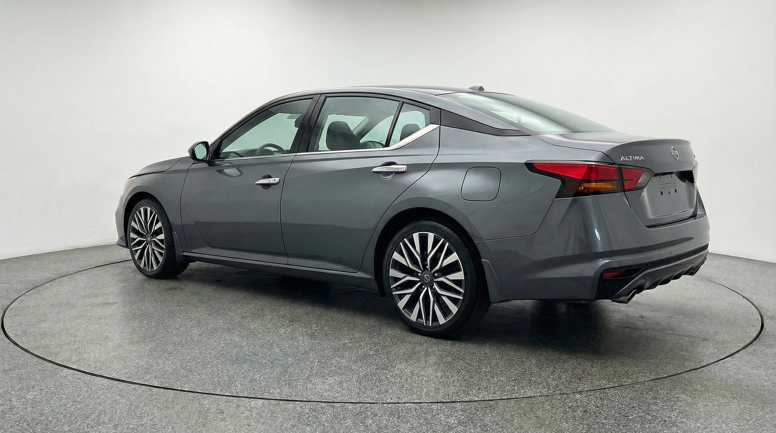 Thumbnail: 2025 Nissan Altima - 6