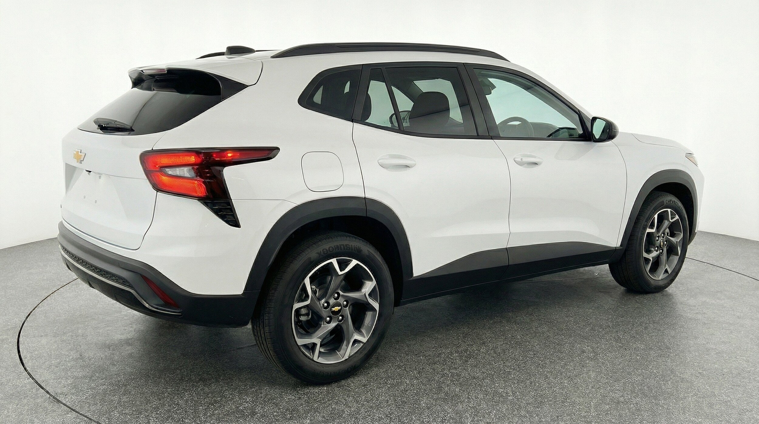 Thumbnail: 2025 Chevrolet Trax - 9