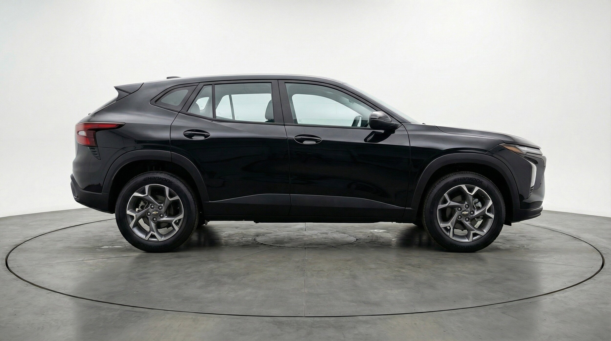 Thumbnail: 2025 Chevrolet Trax - 11