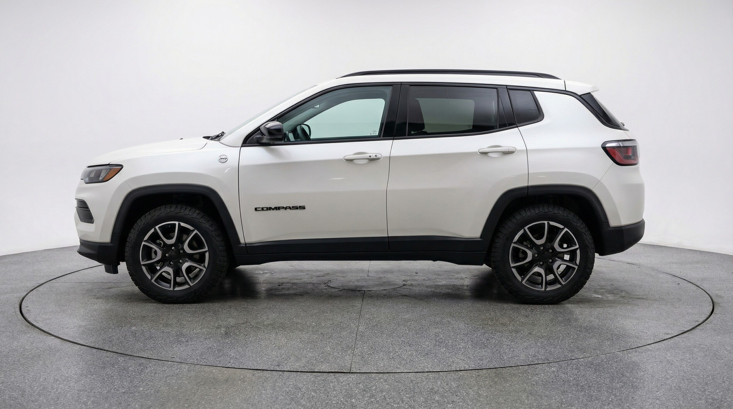 Thumbnail: 2025 Jeep Compass - 4