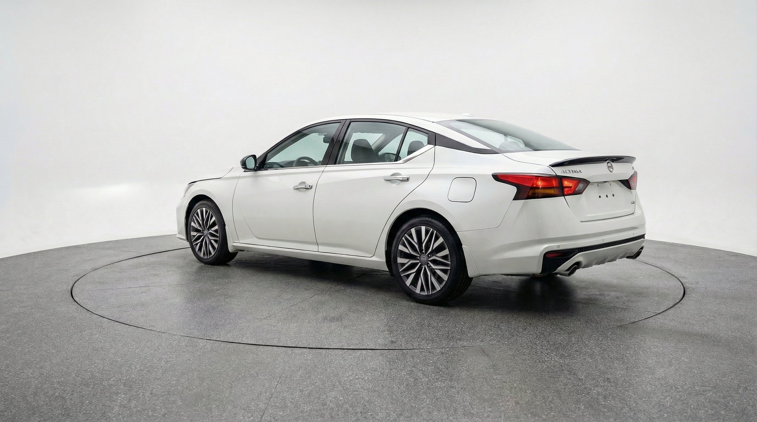 Thumbnail: 2025 Nissan Altima - 6