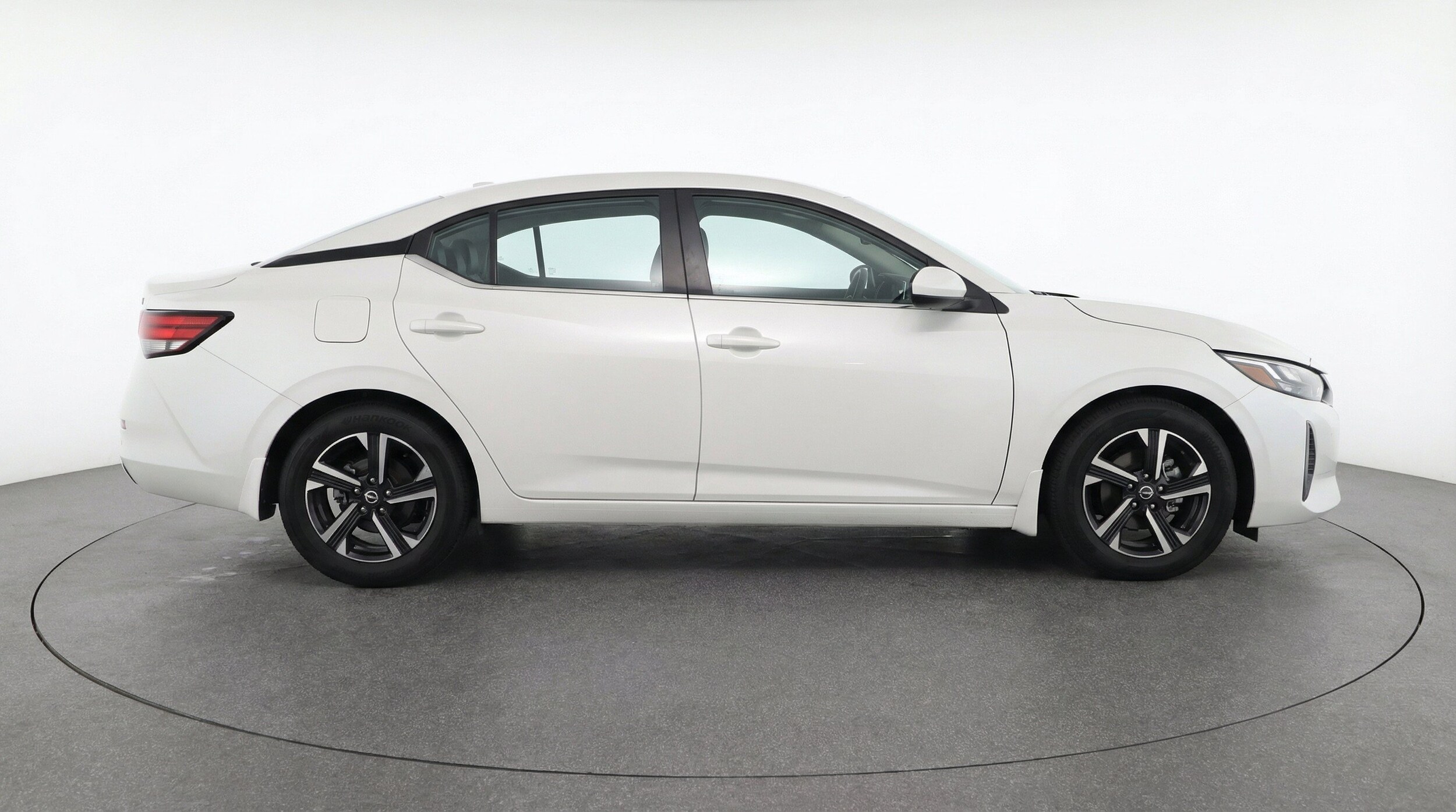 Thumbnail: 2025 Nissan Sentra - 11