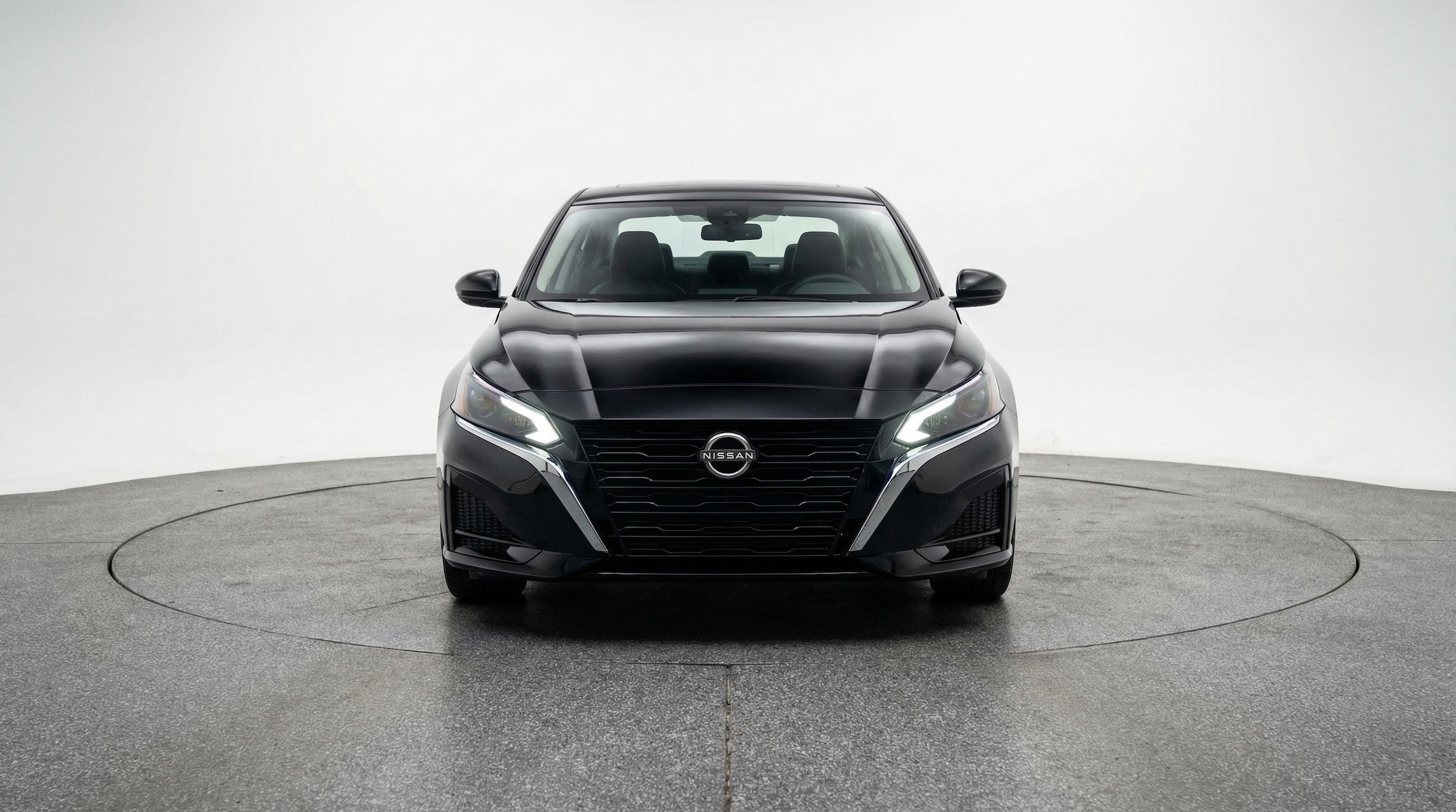 Thumbnail: 2025 Nissan Altima - 2