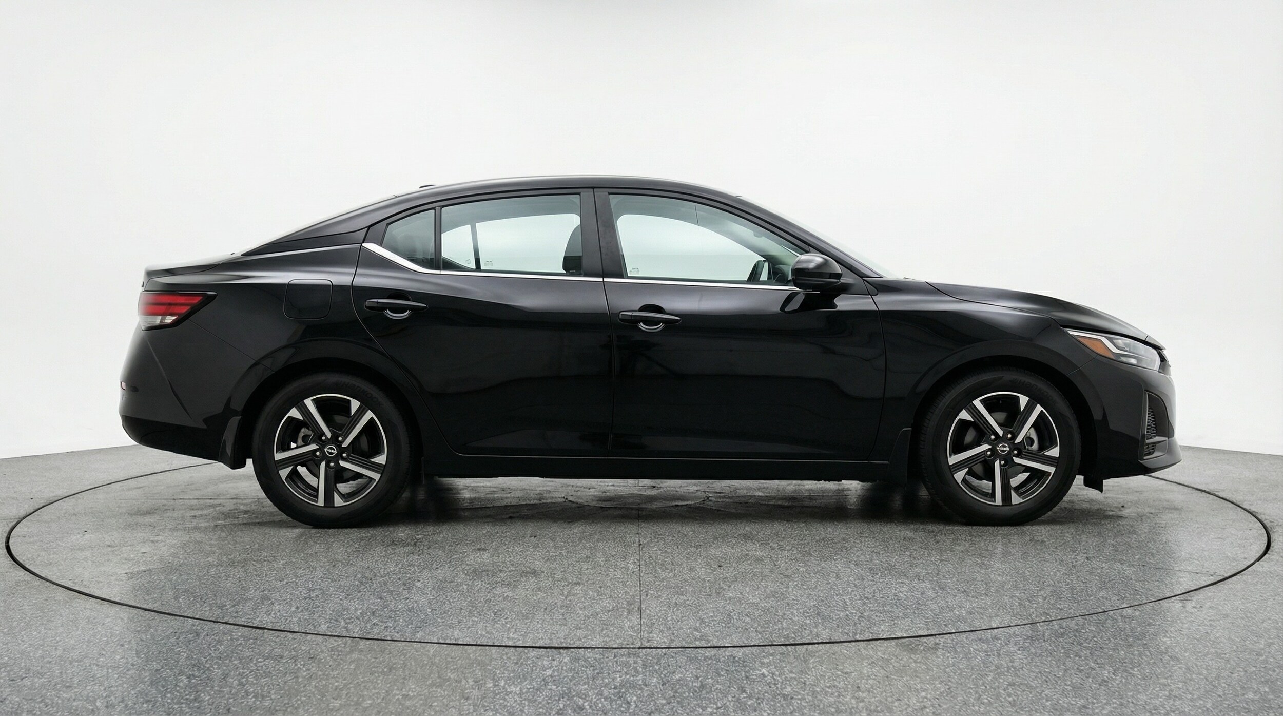 Thumbnail: 2025 Nissan Sentra - 8