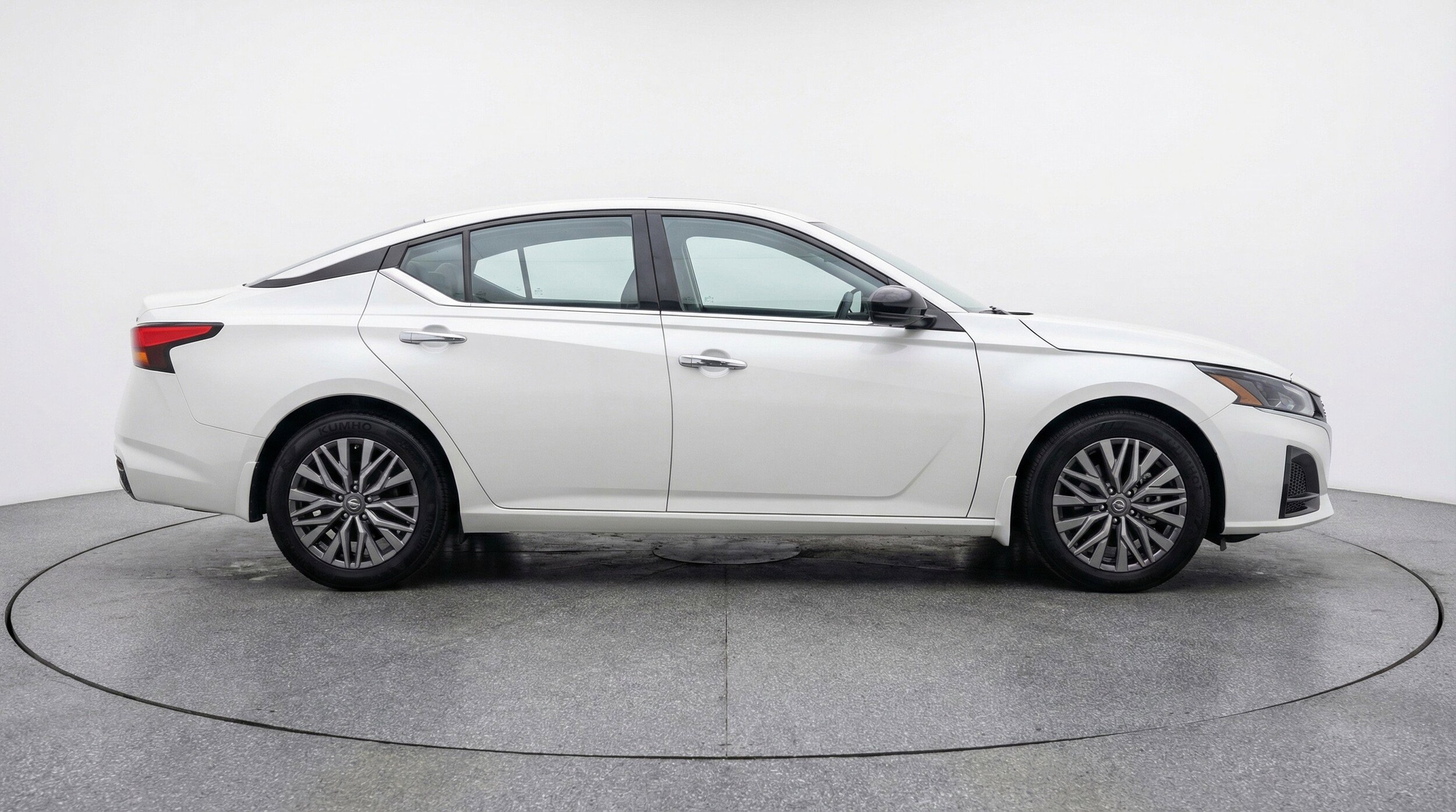 Thumbnail: 2025 Nissan Altima - 11