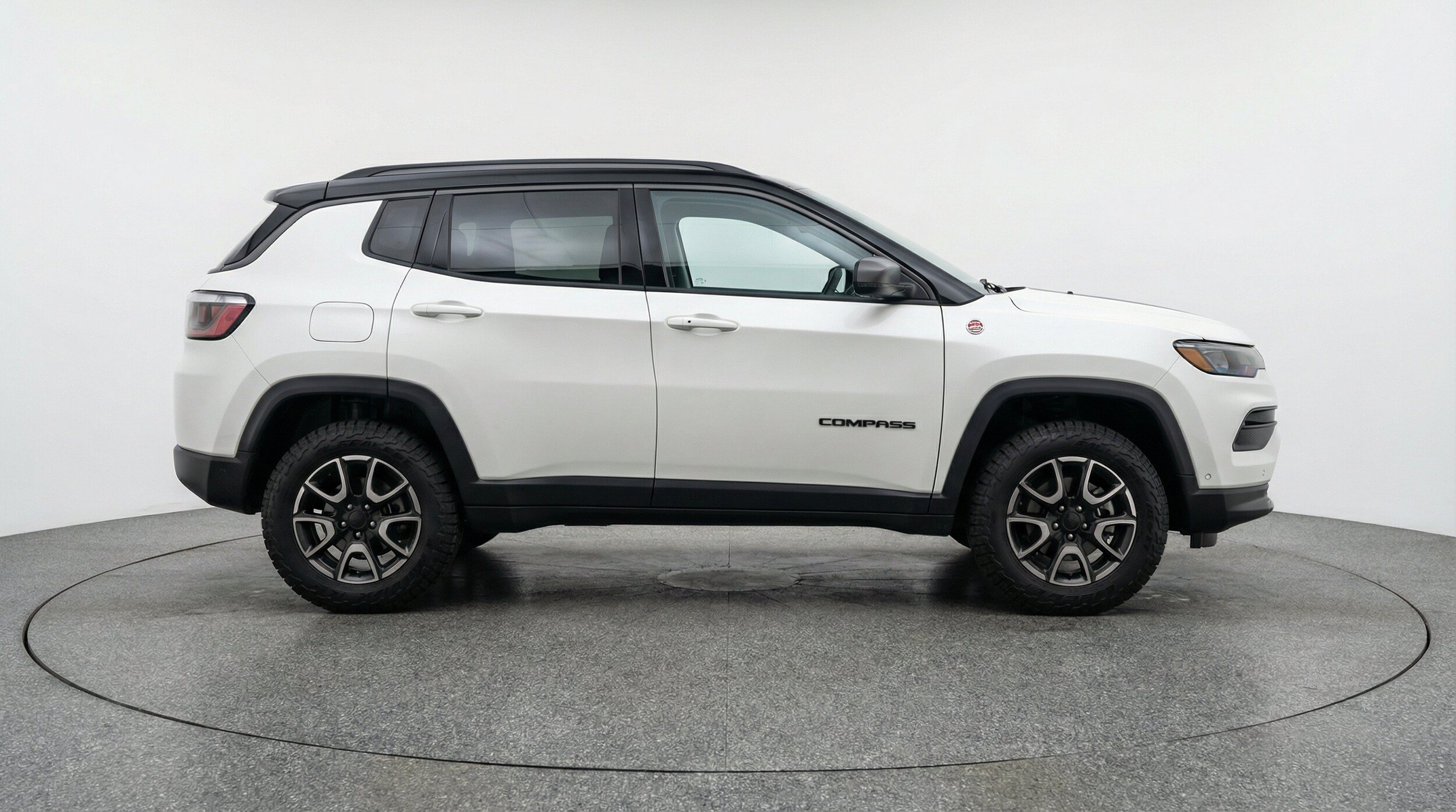 Thumbnail: 2025 Jeep Compass - 11