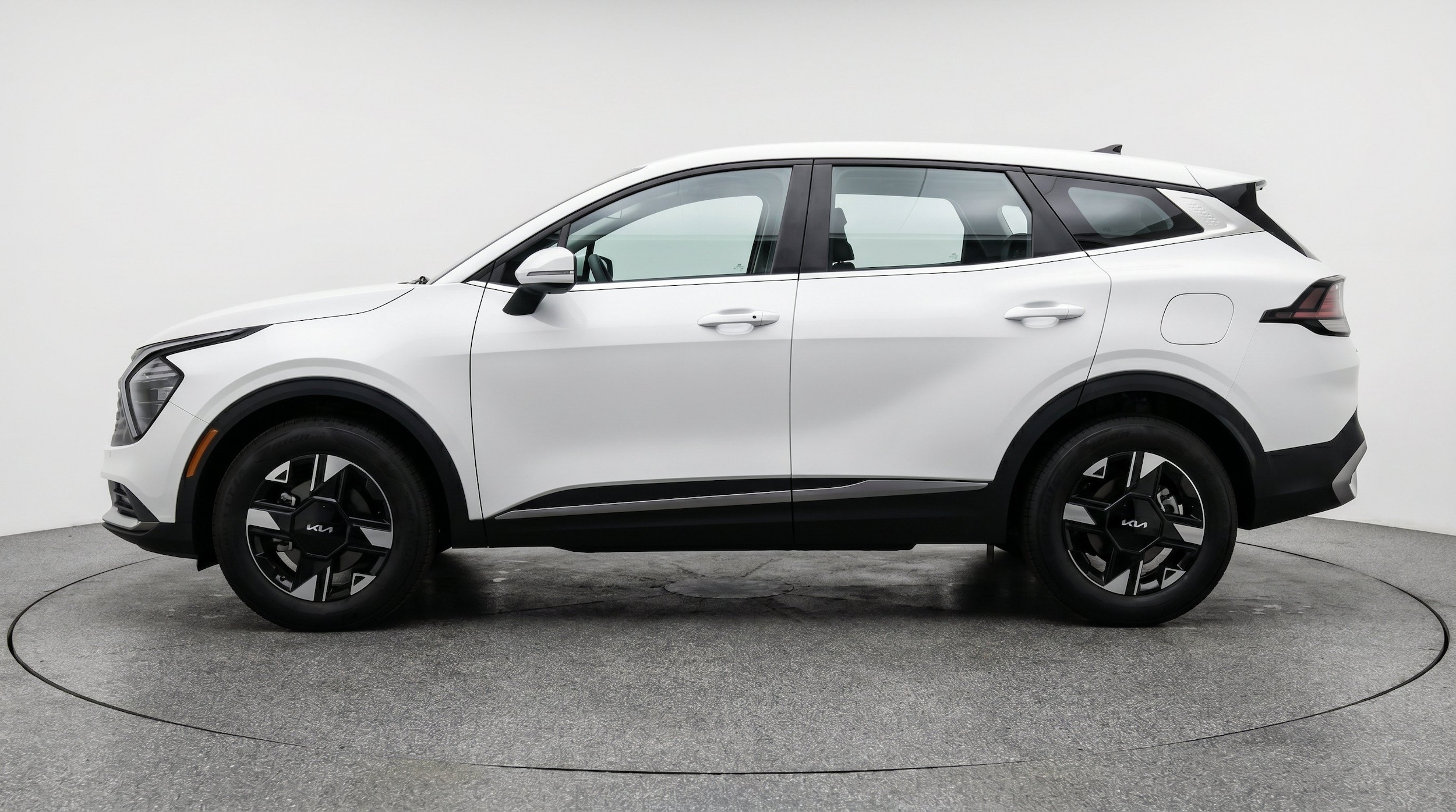 Thumbnail: 2026 Kia Sportage - 5