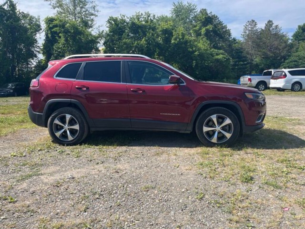 Used 2019 Jeep Cherokee Limited 4x4 SUV