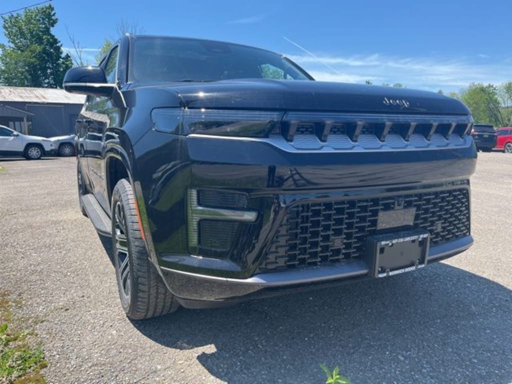 New 2026 Jeep Grand Wagoneer 4X4 Sport Utility