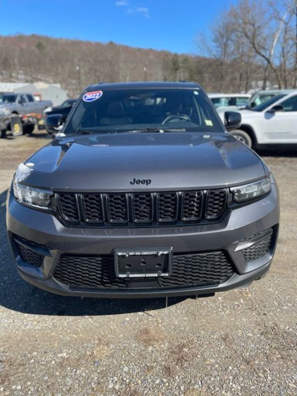 Used 2022 Jeep Grand Cherokee Laredo SUV