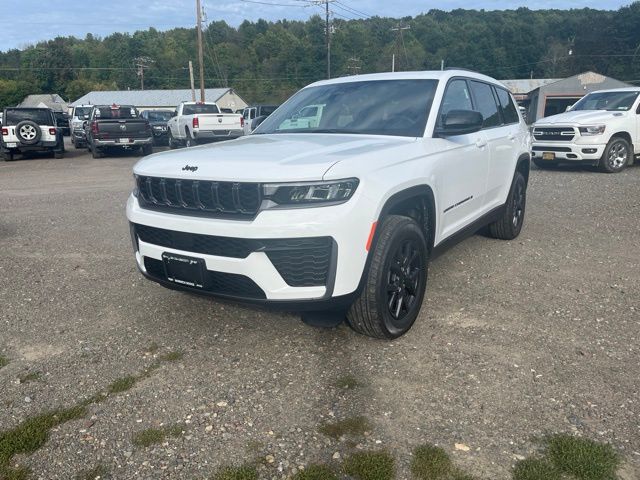 2027 Jeep Grand Cherokee L