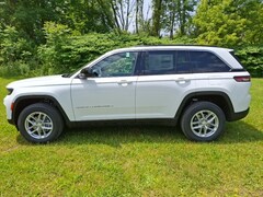 2025 Jeep Grand Cherokee LAREDO X 4X4 Sport Utility