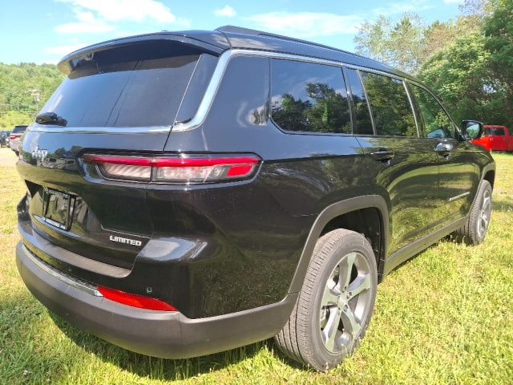 New 2025 Jeep Grand Cherokee L LIMITED 4X4 Sport Utility