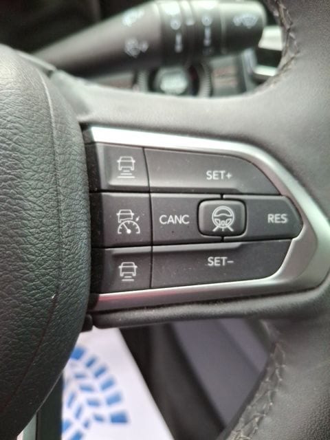 2023 Jeep Compass (RED) Edition - Photo 8