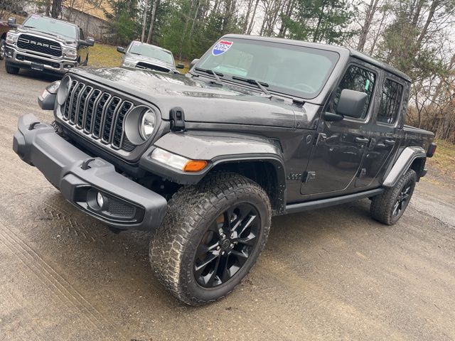 2025 Jeep Gladiator Nighthawk Auto's photo
