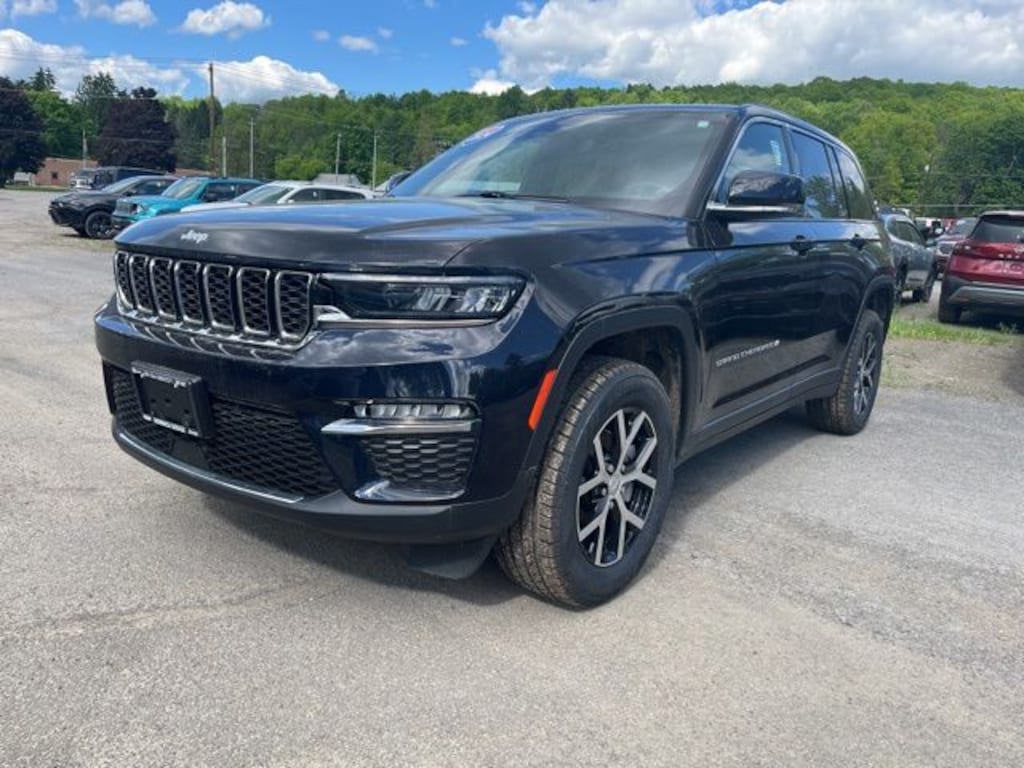 Used 2024 Jeep Grand Cherokee Limited SUV