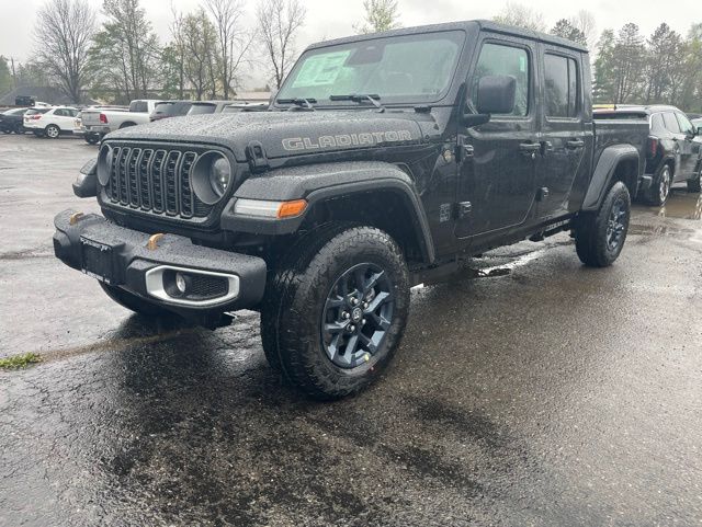 2026 Jeep Gladiator 85th Anniversary Edition Auto's photo