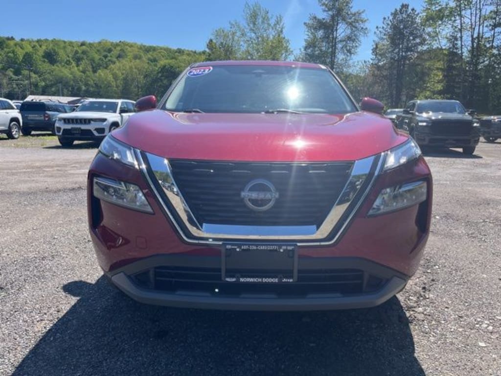 Used 2023 Nissan Rogue SV SUV