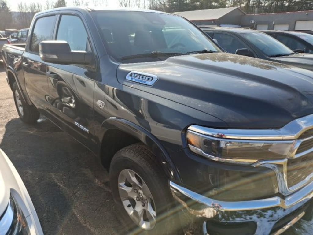 New 2026 Ram 1500 BIG HORN CREW CAB 4X4 5'7 BOX Pickup