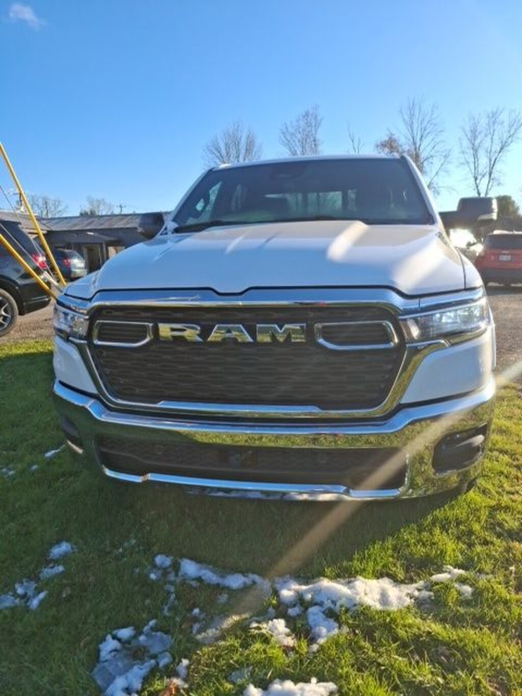 New 2025 Ram 1500 BIG HORN CREW CAB 4X4 5'7 BOX Pickup