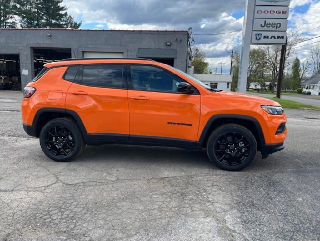 New 2026 Jeep Compass LATITUDE ALTITUDE 4X4 Sport Utility