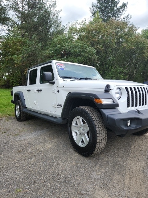 Used 2020 Jeep Gladiator Sport S with VIN 1C6HJTAG2LL110006 for sale in Norwich, NY