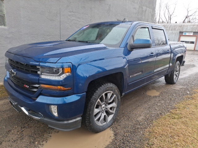 Used 2017 Chevrolet Silverado 1500 LT with VIN 3GCUKREC1HG161435 for sale in Norwich, NY