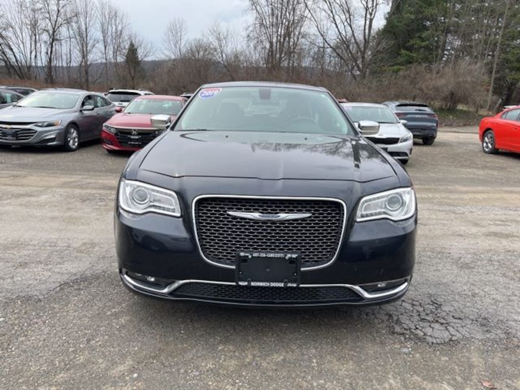 Used 2019 Chrysler 300 Limited Sedan