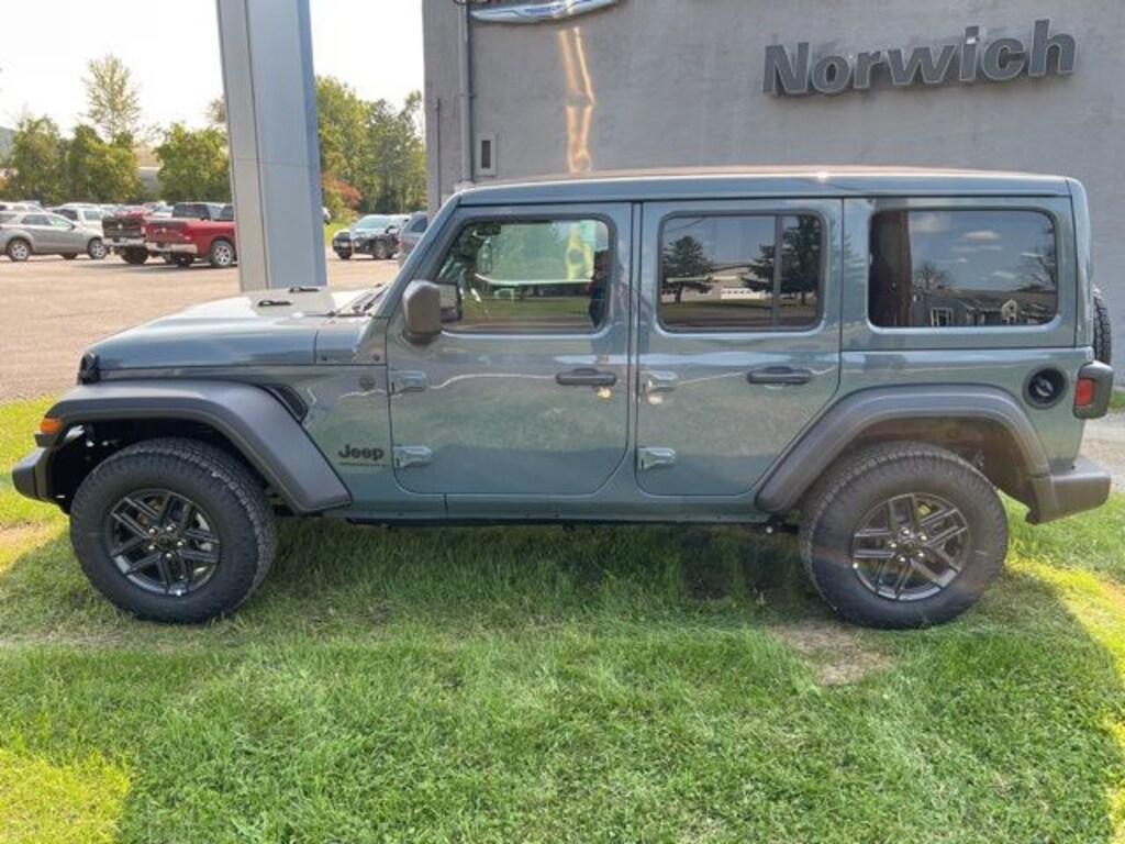 New 2024 Jeep Wrangler 4-DOOR SPORT S Sport Utility