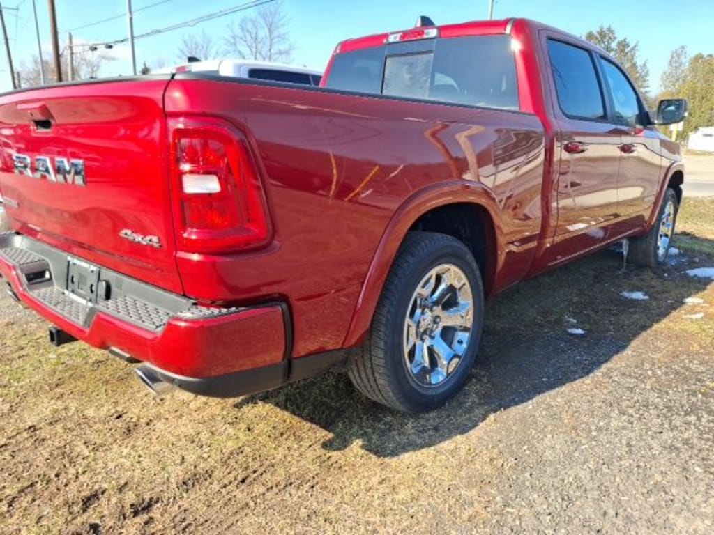 New 2026 Ram 1500 BIG HORN CREW CAB 4X4 6'4 BOX Pickup