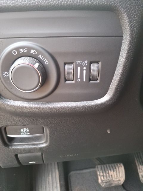 2023 Jeep Grand Cherokee L Altitude - Photo 12