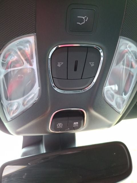 2023 Jeep Compass (RED) Edition - Photo 11