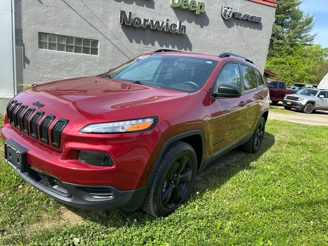 Used 2017 Jeep Cherokee Sport Altitude with VIN 1C4PJMAB5HW537989 for sale in Norwich, NY