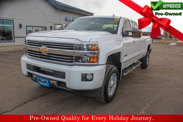 2015 Chevrolet Silverado 3500HD High Country's photo