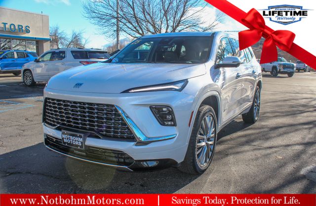 2025 Buick Enclave Avenir's photo