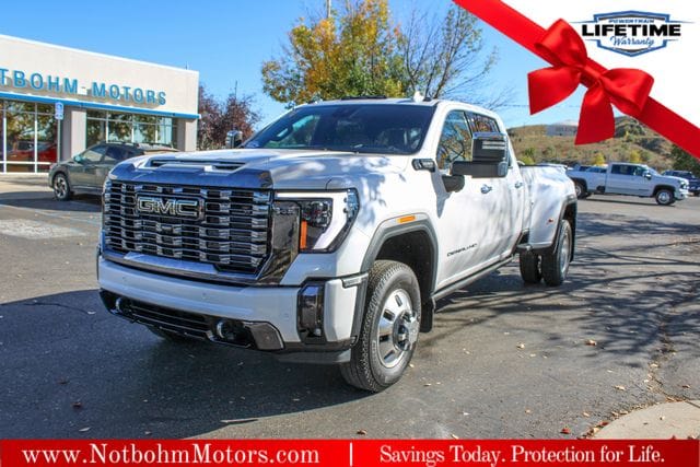 2024 GMC Sierra 3500HD Denali Ultimate's photo