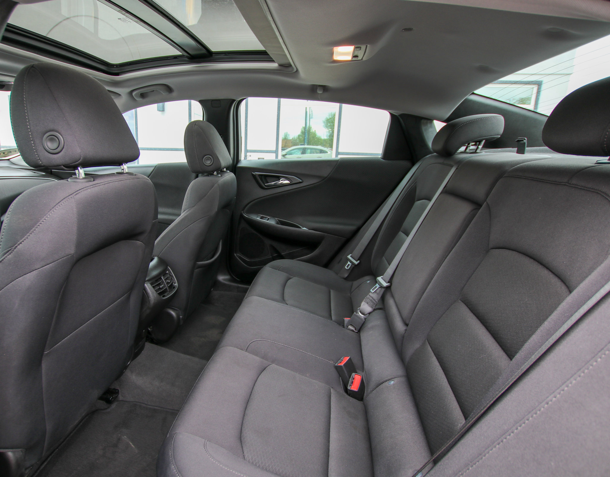 2024 Chevrolet Malibu 1LT - Photo 11