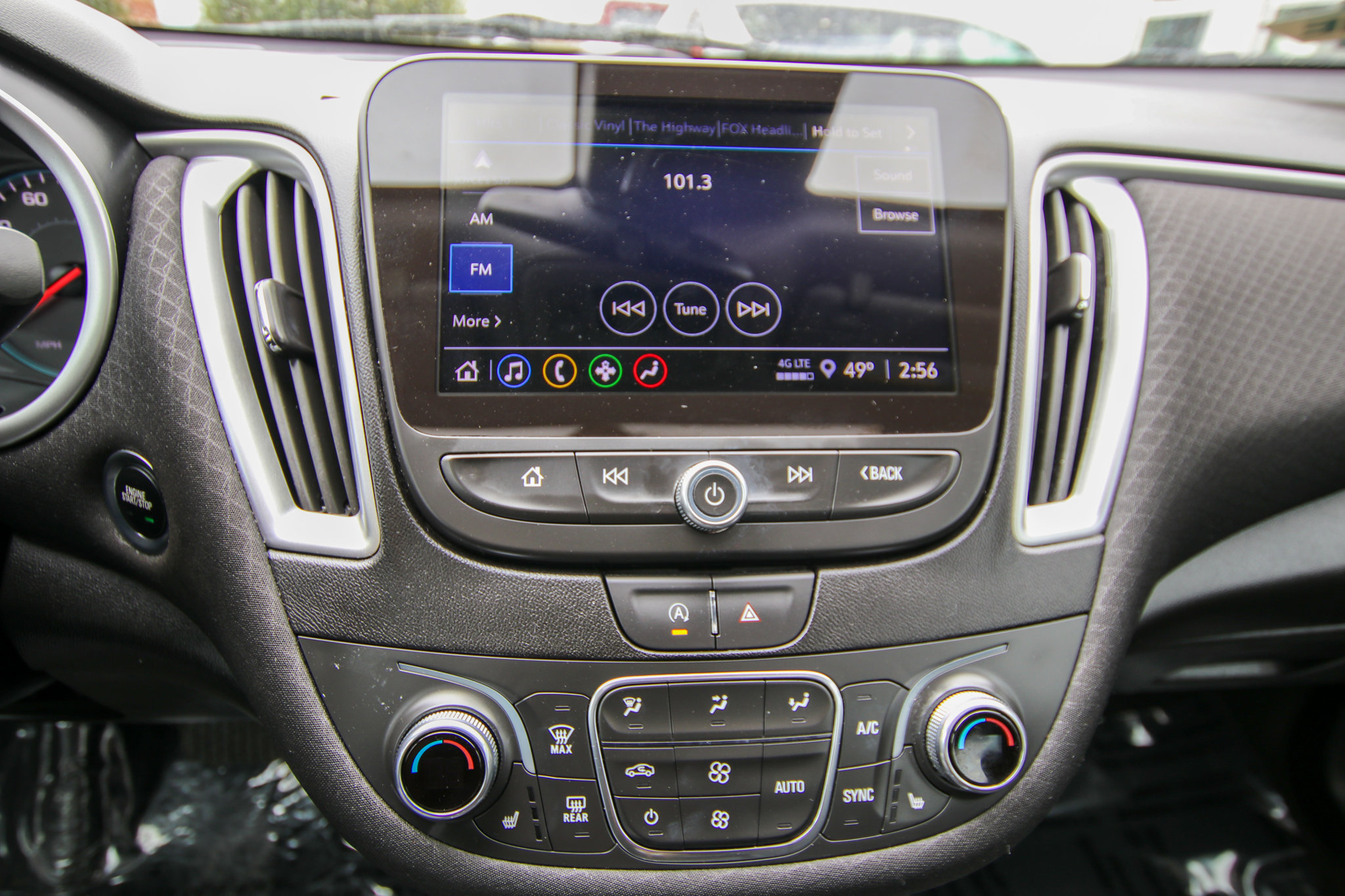 2024 Chevrolet Malibu 1LT - Photo 25