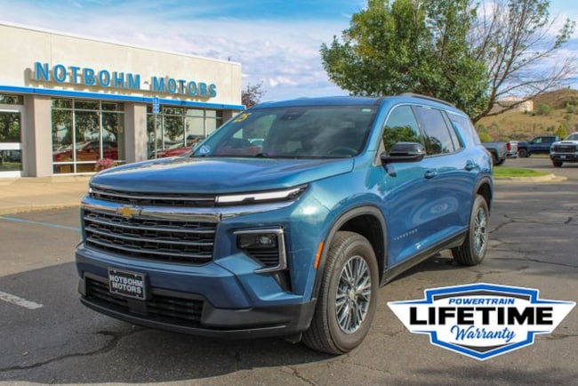 2025 Chevrolet Traverse LT SUV
